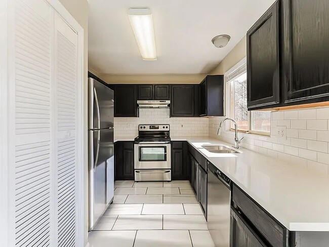 Photo - 5083 Helena Ct