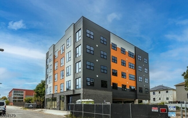 Photo - 15 S 13th St Unit 305