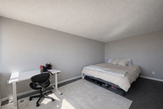 Photo - 5320 N Sheridan Rd Unit 910