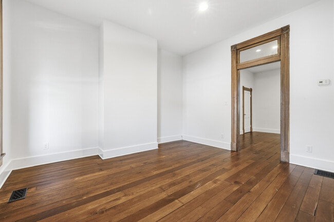 Photo - 312 N College Ave