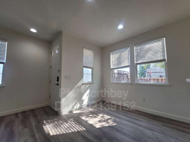 1601 Centennial Dr