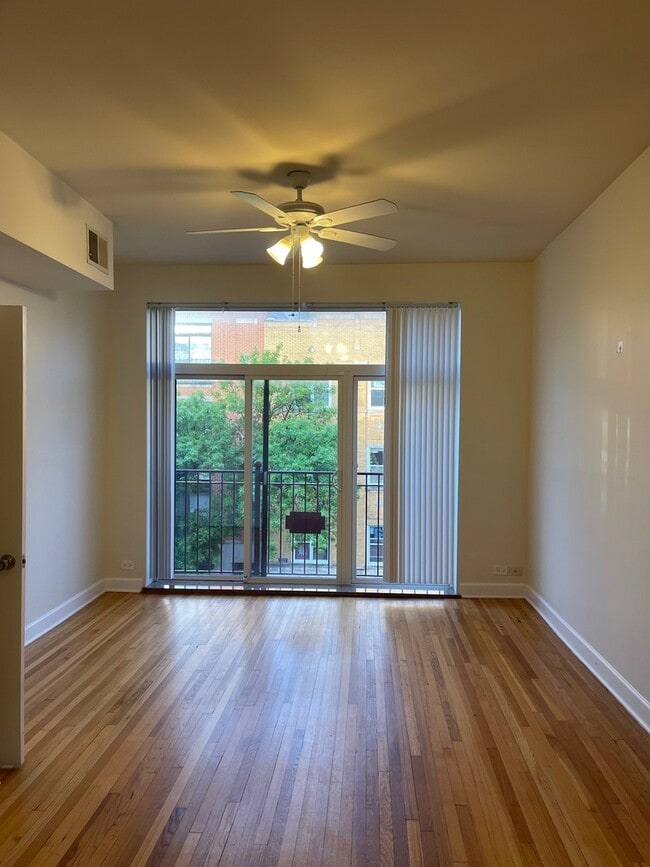Photo - 908 N Damen Ave Unit 3F