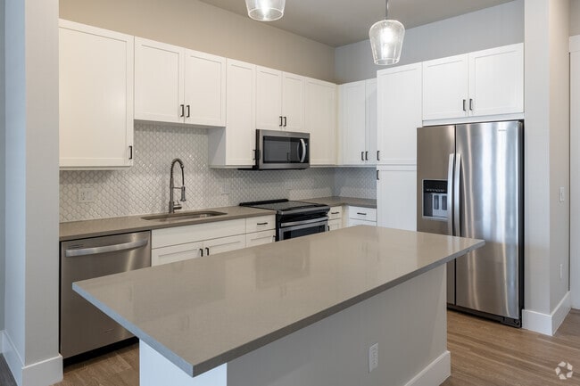 SYNC Sawyer Heights- A4 1BR, 1BA - 753SF - Kitchen