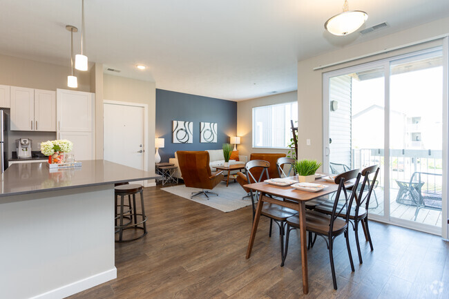 Main Living Area - Piper Lakes Apartment Homes