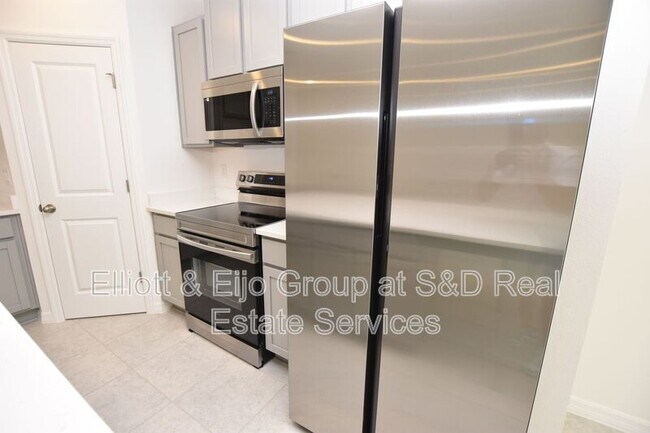 Photo - 3649 Majestic Dr