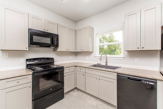 55538 Adelante St Unit 55538