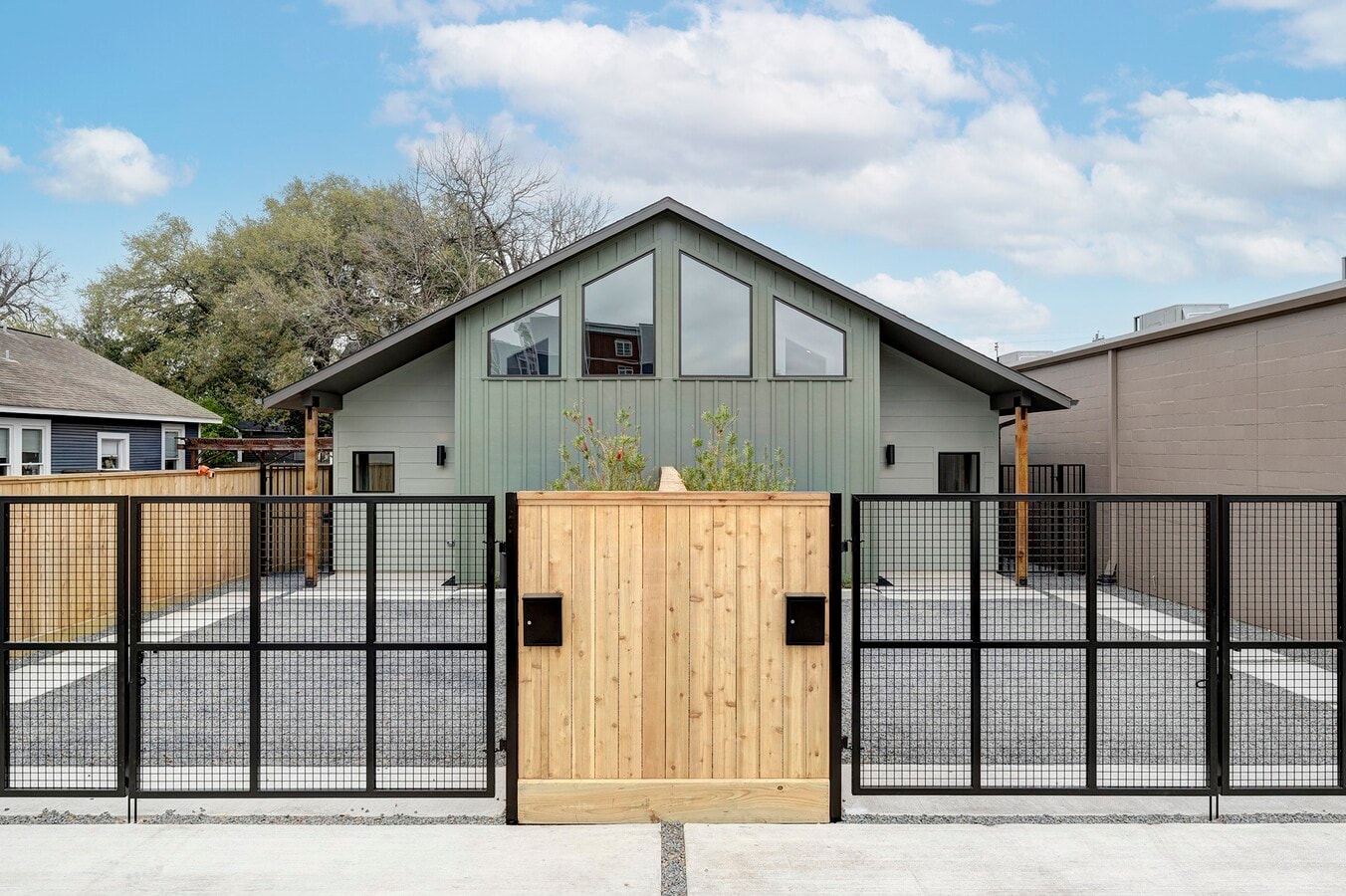 Photo - 1717 Airline Dr