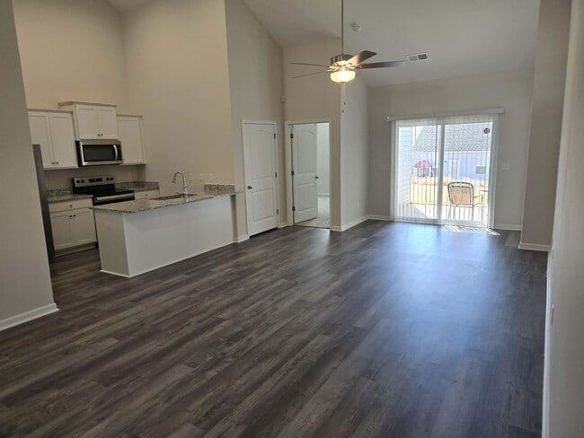 966 Manitou Cir