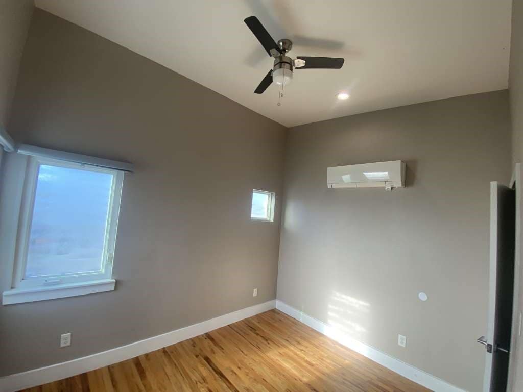 Photo - 1416 Dumble St