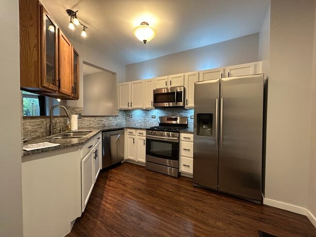 Photo - 1385 Redbridge Ct