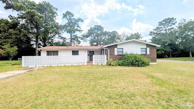 Building Photo - 1025 Revere Dr Rental