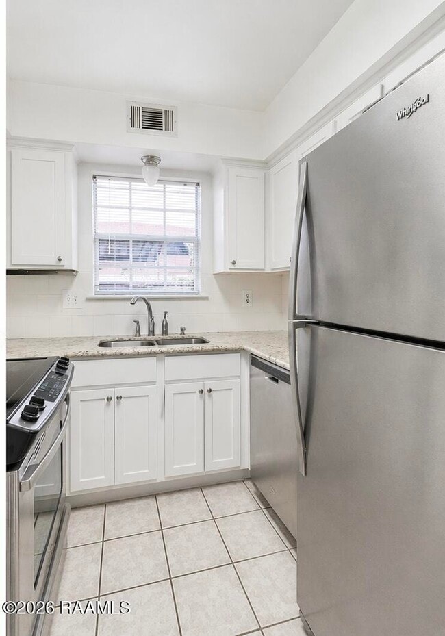 Photo - 6212 Stumberg Ln