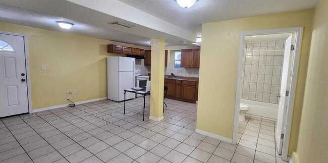 Photo - 5999 28th St N