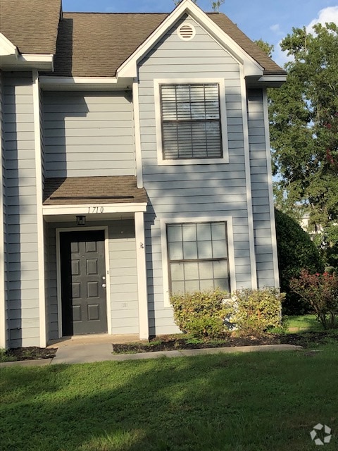 Building Photo - 1710 Deer Path Dr Rental