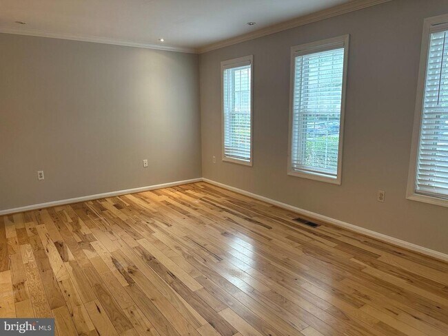 Photo - 11928 Sentinel Point Ct