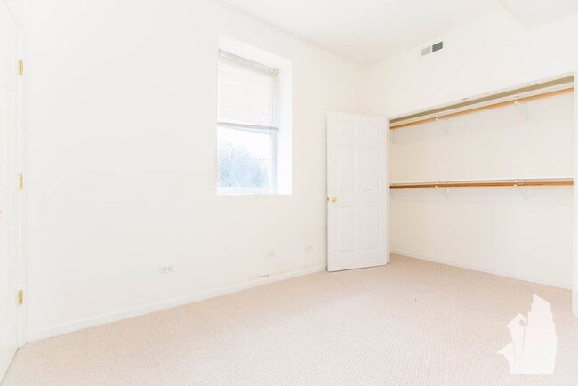 Photo - 2112 N Campbell Ave Unit 1