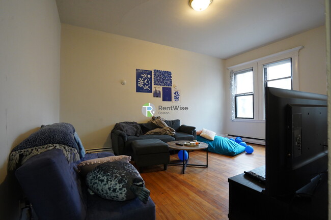 Photo - 72 Gardner St Condo Unit C4