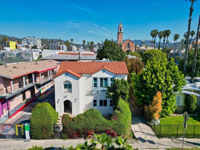 Ariel View of Property - 6669 De Longpre Ave Unit Studio