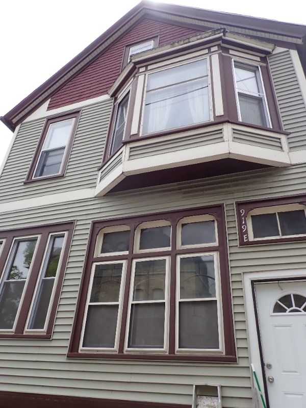 Building Photo - 919 E Clarke St Unit 1