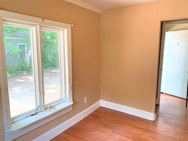 Photo - 569 10th St NW Unit 2