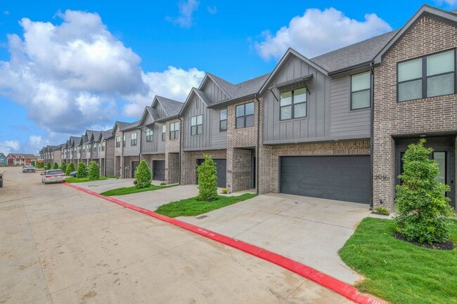 Photo - Brand NEW 4 Bedroom 4.5 Bathroom Townhome ...