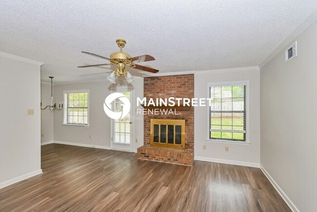 4 Bedroom Pet-Friendly Home in MEMPHIS, TN with Main Street Renewal