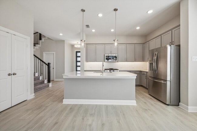 Photo - 5518 Kindle Aly