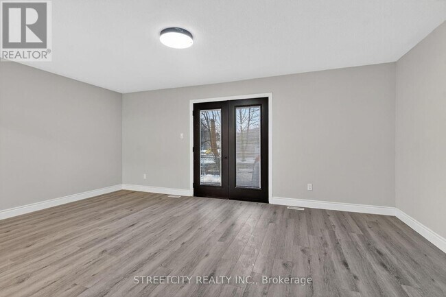 Photo - 137 Monmore Rd