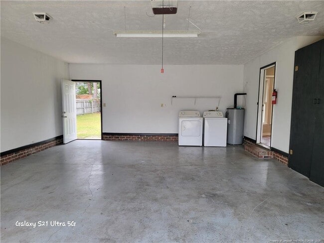 Photo - 409 Sparrow Dr