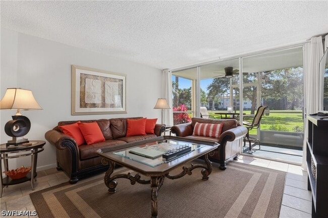 Building Photo - 1086 Forest Lakes Dr Unit 106