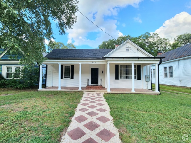 Building Photo - 523 Avent St Rental