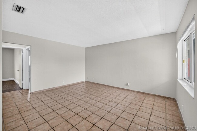 Photo - 1007 PROSPECT 205 Unit 205