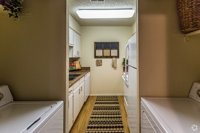 2BR, 2BA - 948 SF - Laundry Area