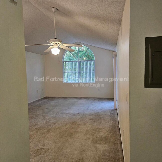Photo - 3419 Winkler Ave Unit Apt 516