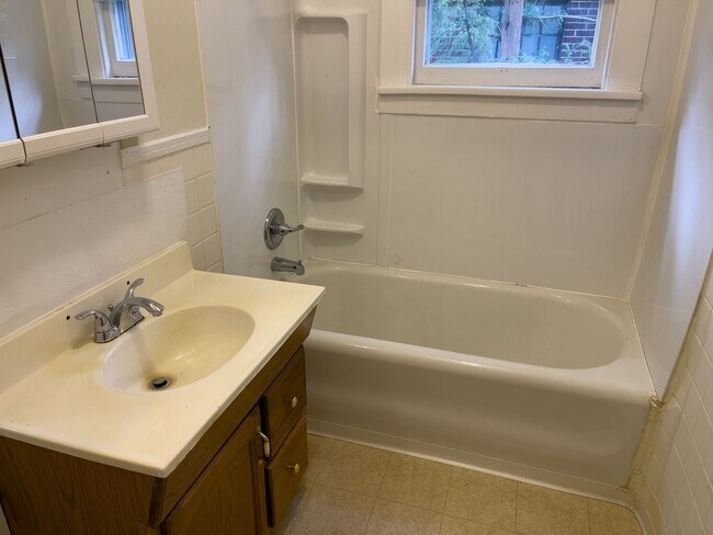 Photo - ADR Rentals Gephart Unit 804 Gephart Dr. 2R