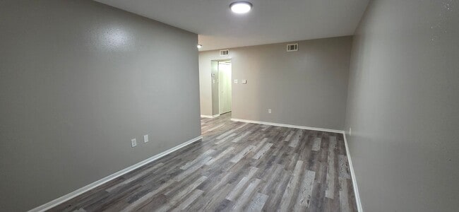 Photo - 650 Central Ave Apartment