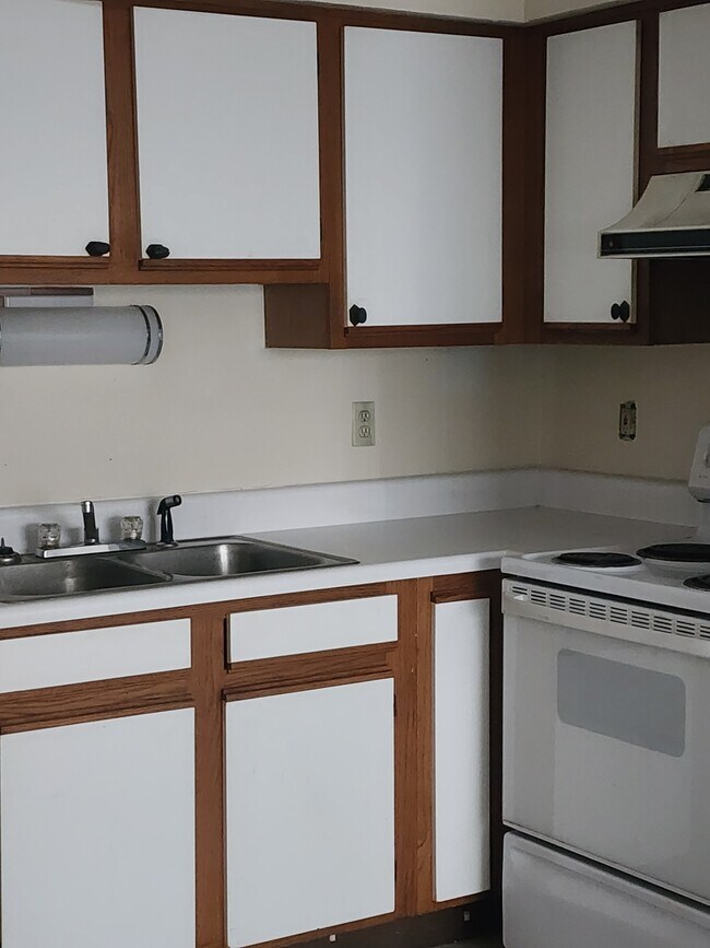 Sue Terrace - Sue Terrace