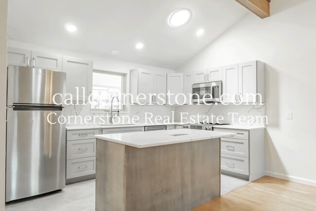Photo - 2695 Norwich Dr