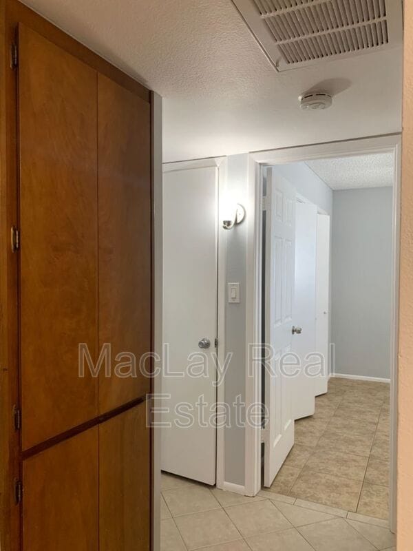 Photo - 843 E Fountain St