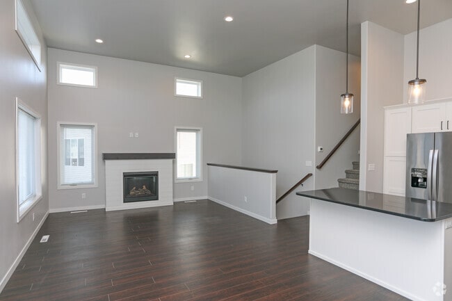 2BR, 2.5BA - 1,740SF