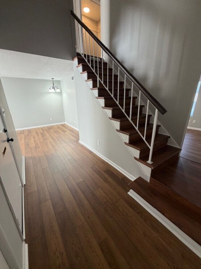 142 Stoneridge Dr