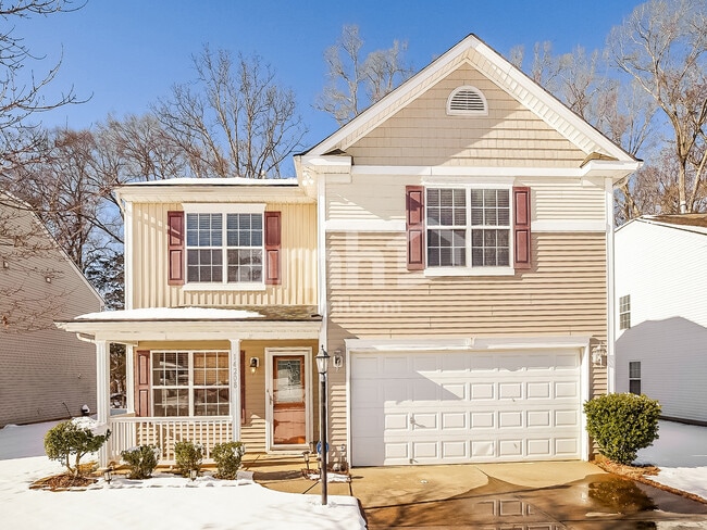 Building Photo - 14208 Waterlyn Dr