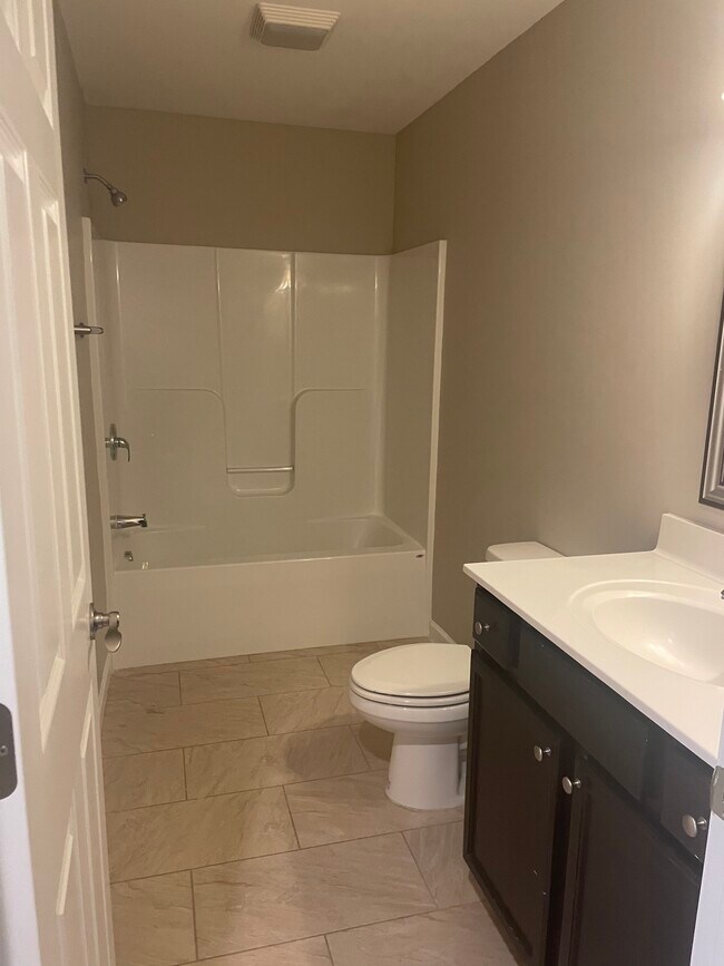 991 W Mountain View Rd Condo Unit 105 Condo for Rent in Johnson City