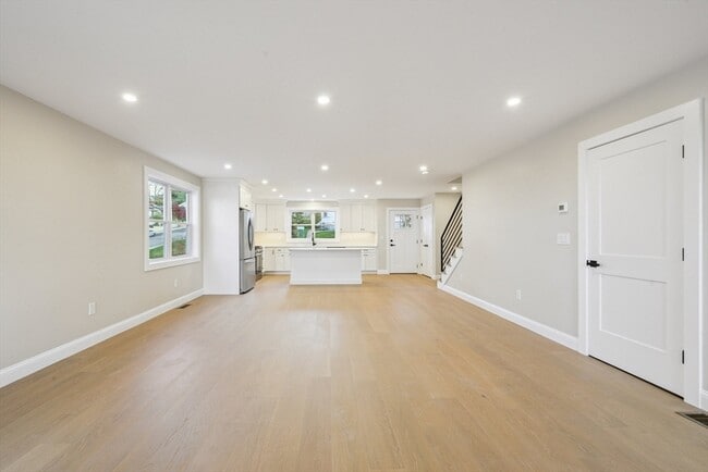 Photo - 120 Stowe St Unit 120