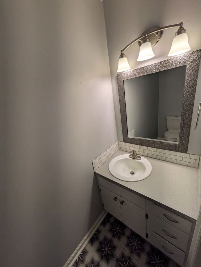 Photo - 2BD/1.5BA Unit in Hickory