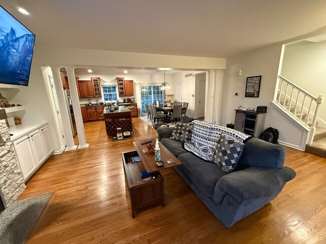 Photo - 1617 Forest Ave
