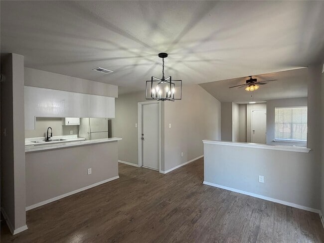 12218 Dundee Dr Unit A