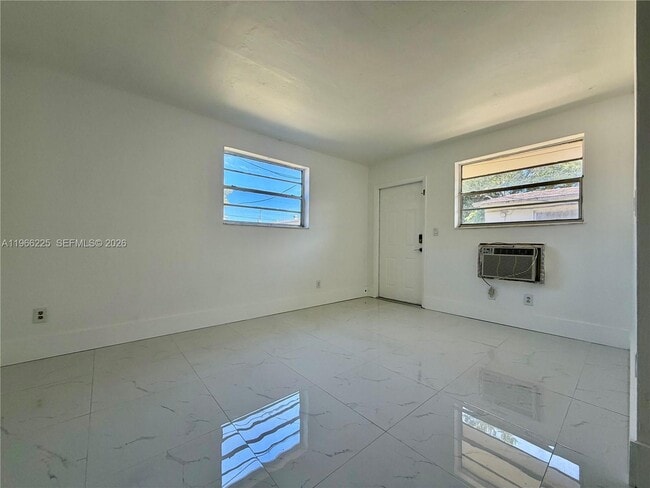 Building Photo - 3111 NW 134th St Unit 1