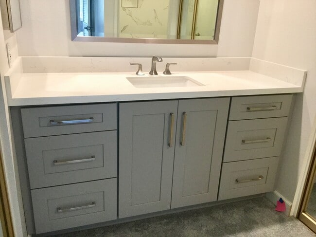 Photo - 20 Streamwood Unit 20 Streamwood
