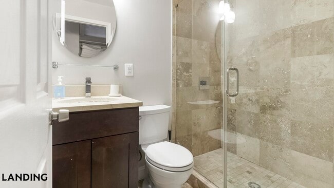 Photo - 617 W Lexington St Unidad B2